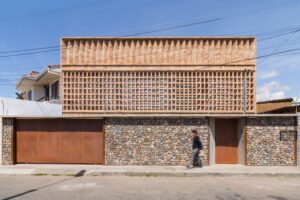 Casa Hortencia Mata en Ecuador por Temporal Arquitectura