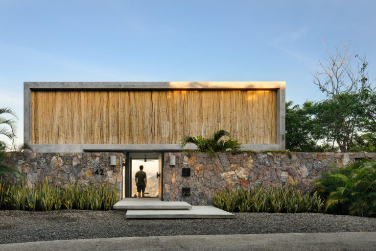 Casa Z en Guerrero por Zozaya Arquitectos