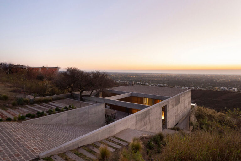 Casa MP en Argentina por Gastón Sironi + Valentina Machado - Fotografía de Arquitectura