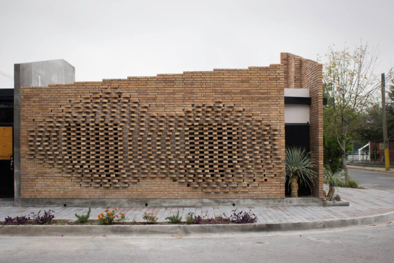 Casa Papagayo en Nuevo León por Ariel Valenzuela + Diego Ledesma - Fotografía de Arquitectura - El Arqui MX