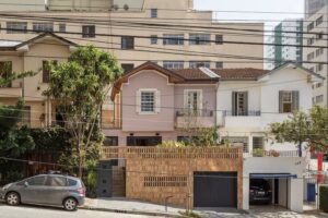 Renovación Casa Apiacás en Brasil por entre escalas - Fotografía de Arquitectura - EL Arqui MX