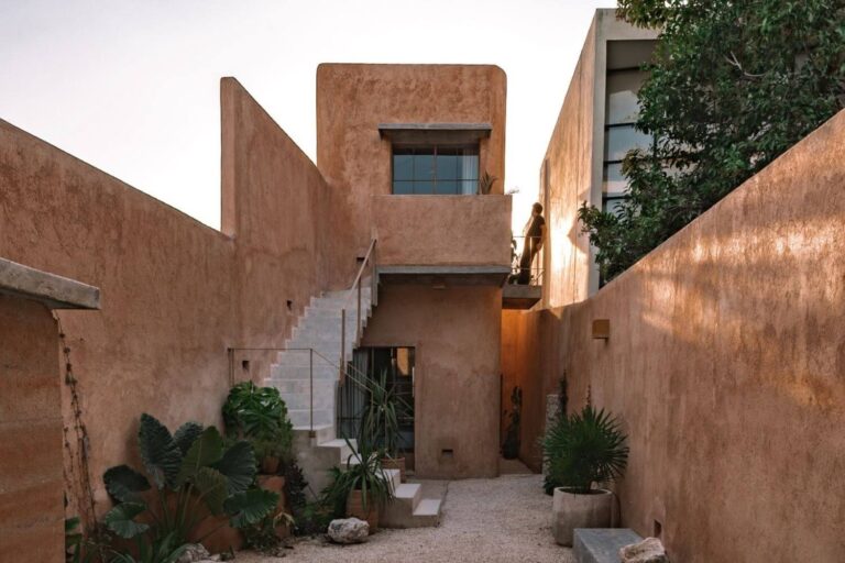 Fachada, airbnb con concreto pigmentado