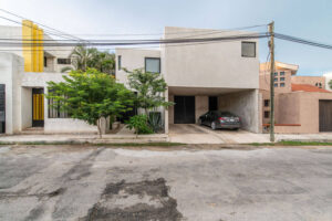 Casa Empírea en Yucatán por TACO taller de arquitectura contextual