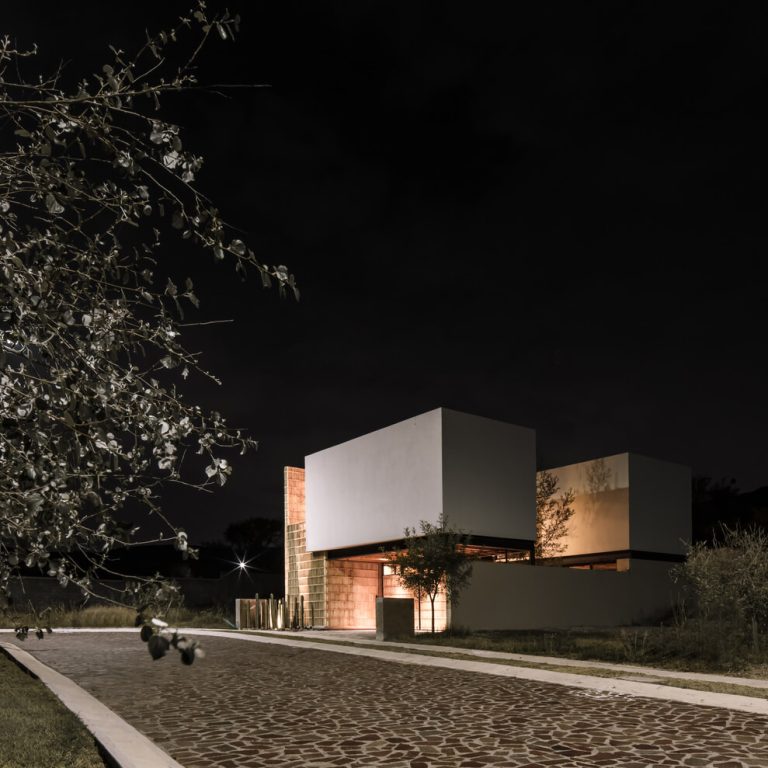 Casa Roble 3.6 en Querétaro por Pothe.arquitectura - Fotografía de Arquitectura