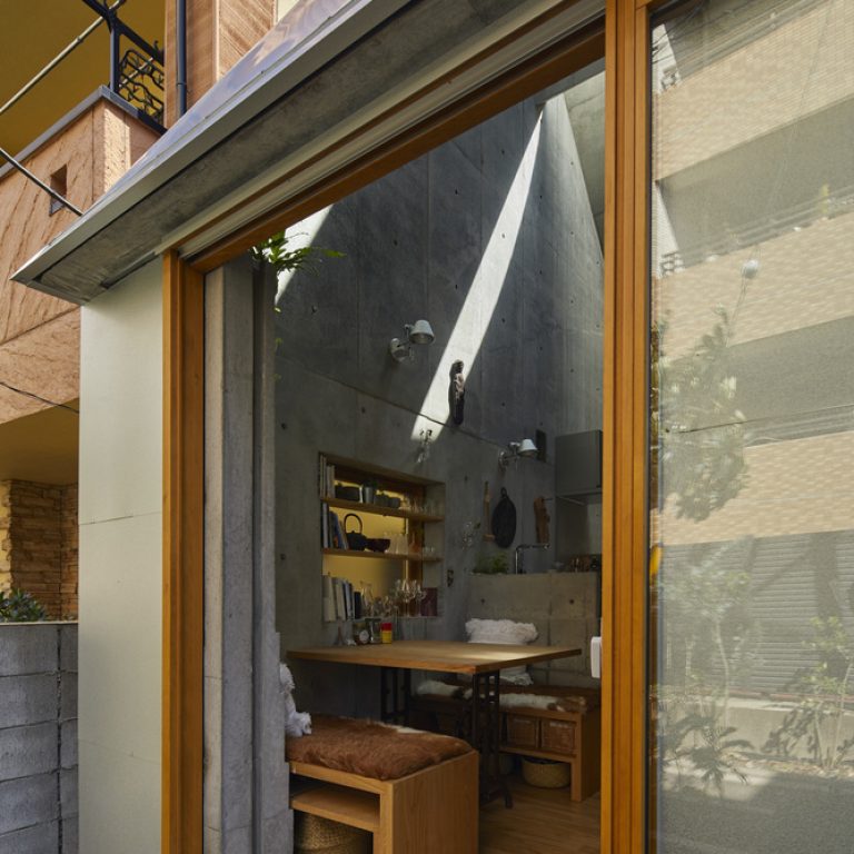 Casa Amor 2 en Japón