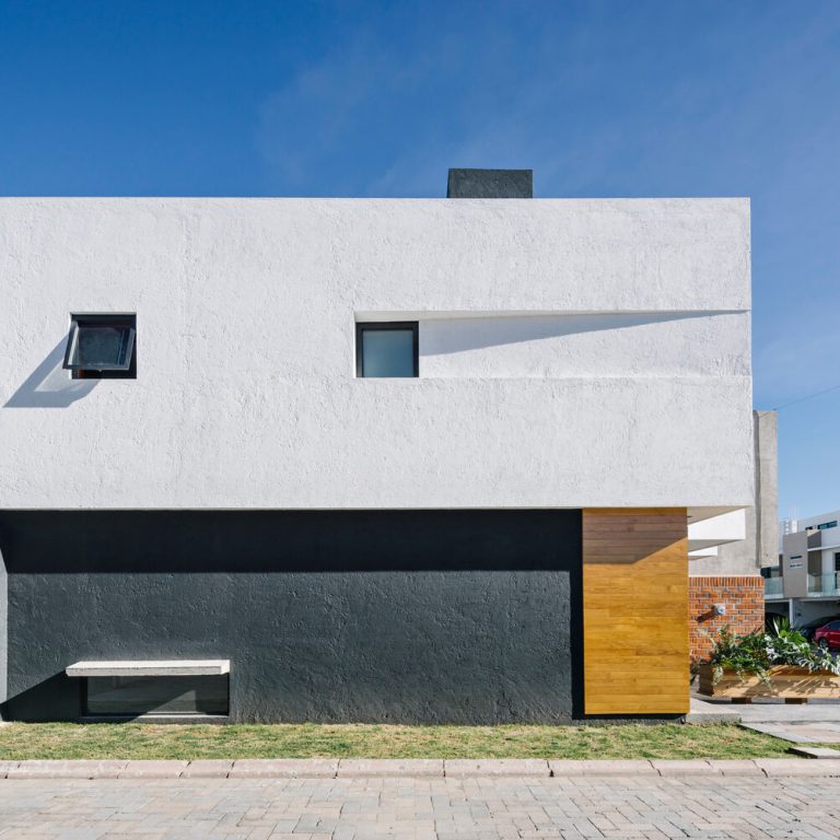 Arboreto 278 en Puebla: Arquitectura Residencial por Taller | Eduardo Audirac