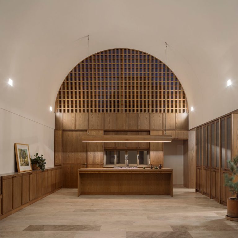 Vista de cocina. Casa A.Martínez: Arquitectura con Bóveda de Cañón en Michoacan por Taller Michoacán