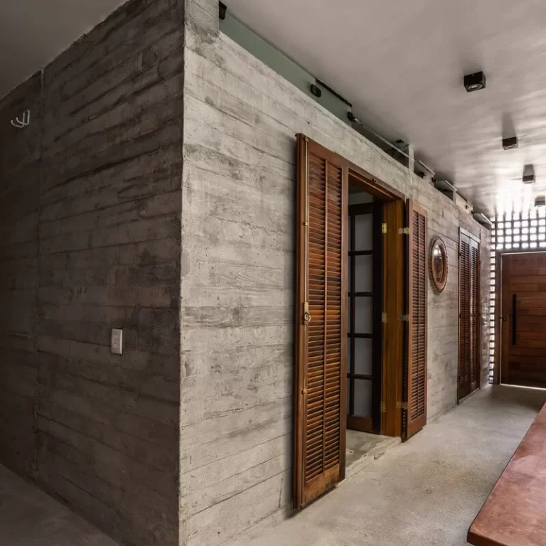 Casa Agua en Brasil por BOLO arquitetos