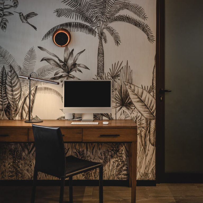 interior, escritotio, Casa Ahimsa por Binomio Taller