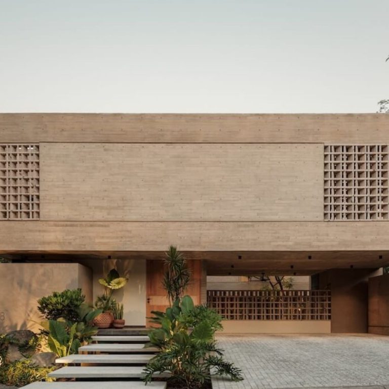 Casa Akina en Colima por Di Frenna Arquitectos