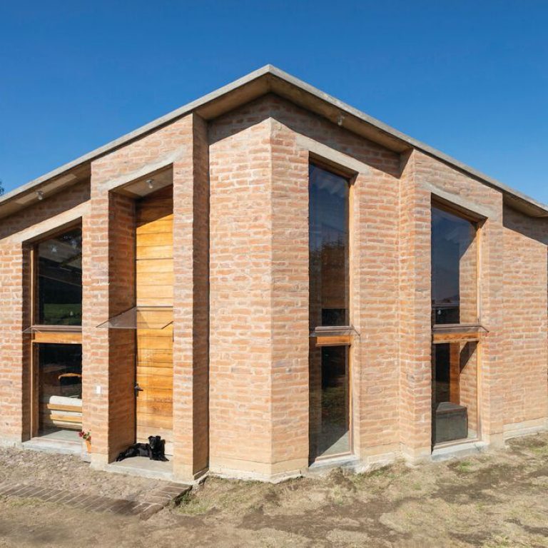 Casa Alangasí en Ecuador por Emilio López Arquitecto - Fotografia de Arquitectura - El Arqui MX