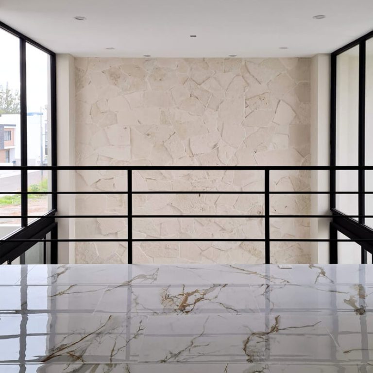 Casa Apeninos en Querétaro: Diseño y Arquitectura por AMARANTO