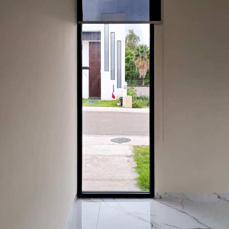 Casa Apeninos en Querétaro: Diseño y Arquitectura por AMARANTO