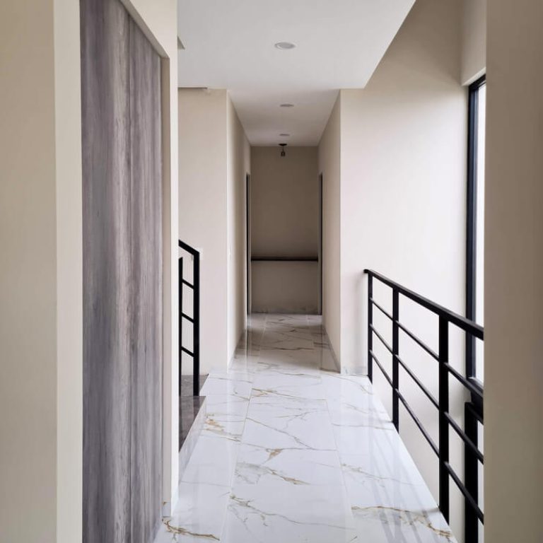 Casa Apeninos en Querétaro: Diseño y Arquitectura por AMARANTO
