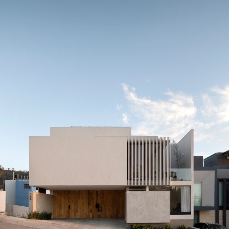 Casa Arrayán en Michoacán por Eric Guzmán Arquitectos