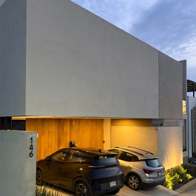Casa Arrayán en Michoacán por Eric Guzmán Arquitectos