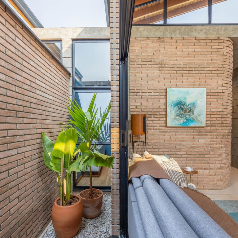 Casa Bohemia en Brasil. sala, jardin