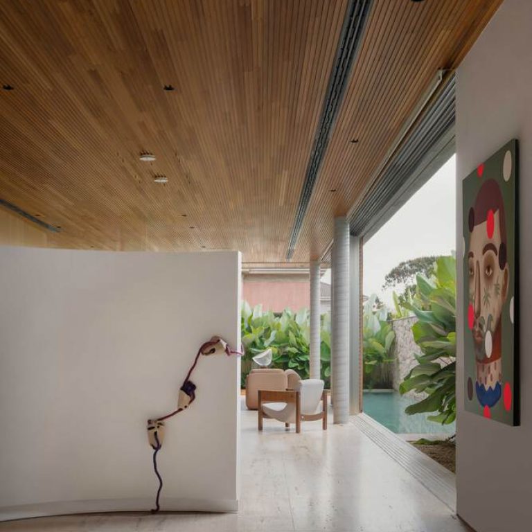 Casa Buenos Aires en Brasil: Arquitectura Residencial con Diseño y Arte por estúdio mariane rios