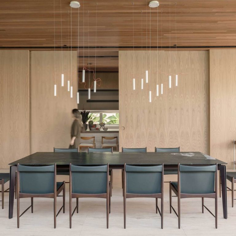 Casa Buenos Aires en Brasil: Arquitectura Residencial con Diseño y Arte por estúdio mariane rios