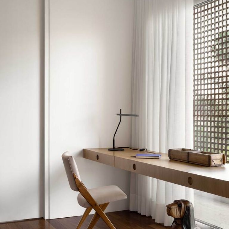 Casa Buenos Aires en Brasil: Arquitectura Residencial con Diseño y Arte por estúdio mariane rios