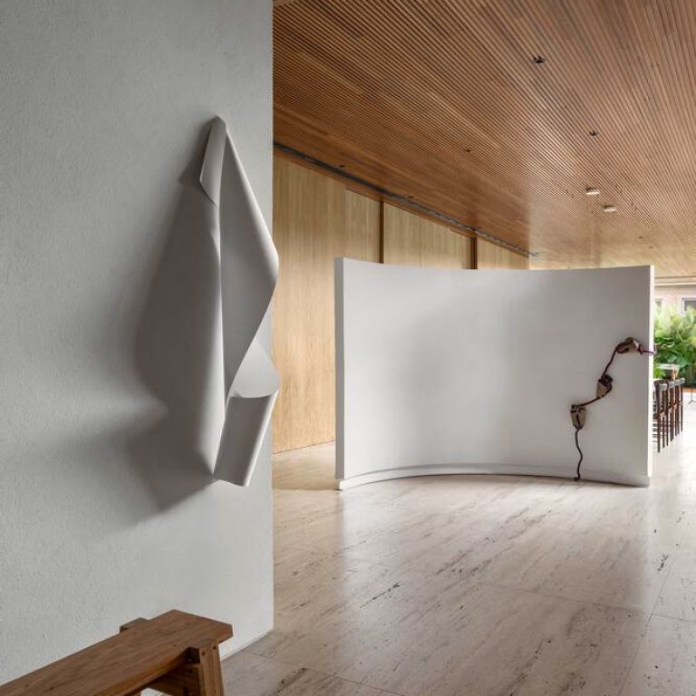 Casa Buenos Aires en Brasil: Arquitectura Residencial con Diseño y Arte por estúdio mariane rios