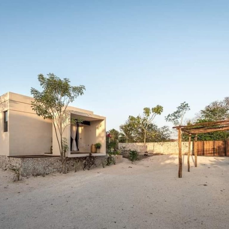 Casa Bungalow en Yucatán: Diseño residencial por V+A Arquitectura
