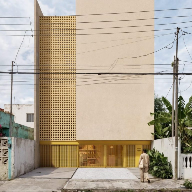 Casa Caimito: Arquitectura Minimalista y Celosías en Cancún
