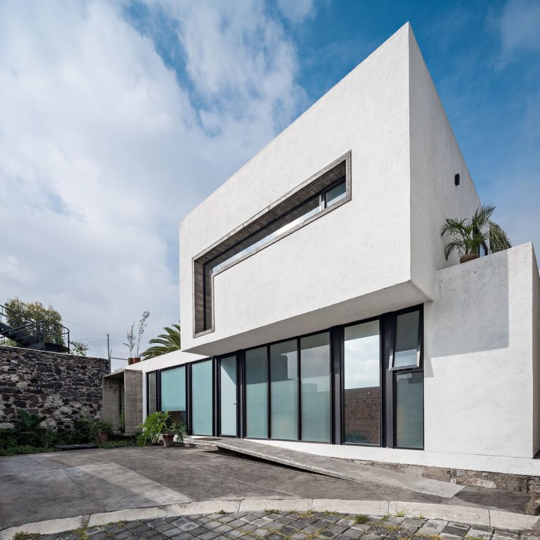 Casa Cañada 4546 en Puebla por Taller - Eduardo Audirac - Fotografía de Arquitectura - El Arqui MX