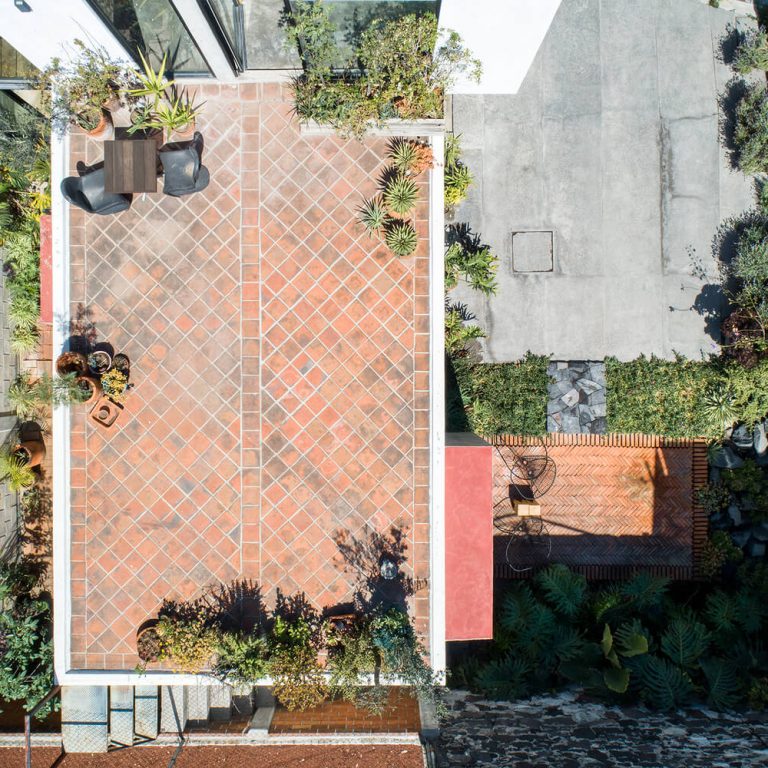 Casa Cañada 4546 en Puebla por Taller - Eduardo Audirac - Fotografía de Arquitectura - El Arqui MX