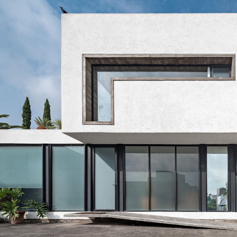 Casa Cañada 4546 en Puebla por Taller - Eduardo Audirac - Fotografía de Arquitectura - El Arqui MX