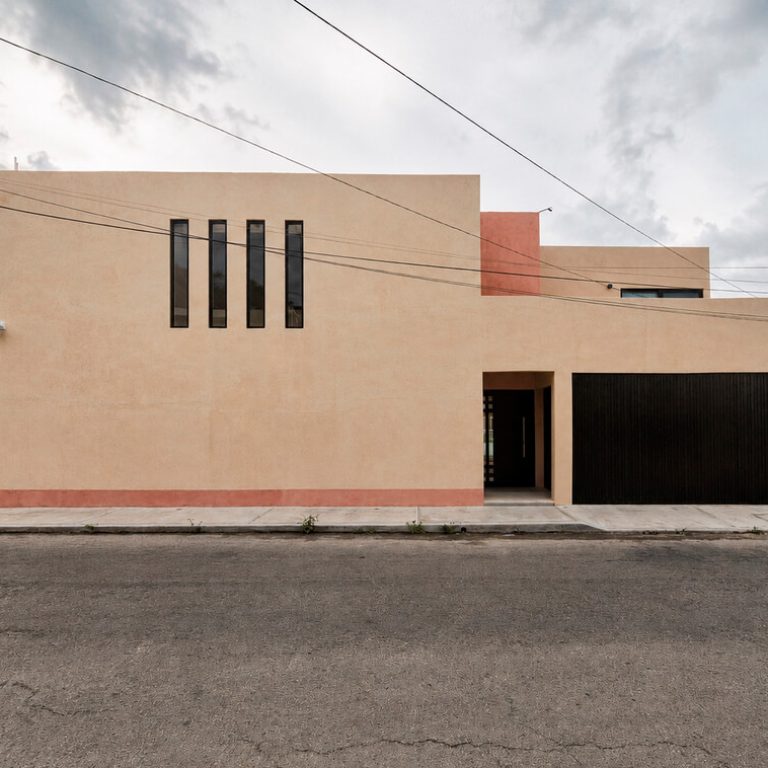 Casa Chukum CZ en Quintana Roo por Manuel Camacho 747 studio