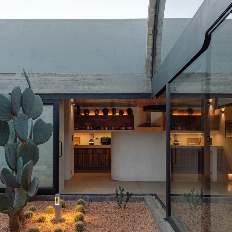 Casa Cielo: Interpretación contemporánea de la arquitectura oaxaqueña por NV/design architecture