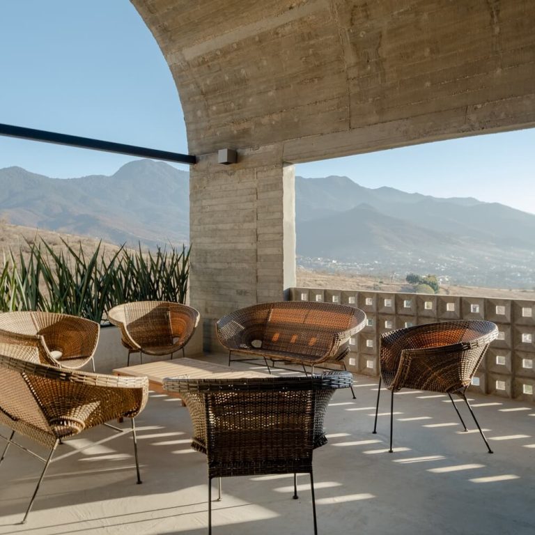 Casa Cielo: Interpretación contemporánea de la arquitectura oaxaqueña por NV/design architecture