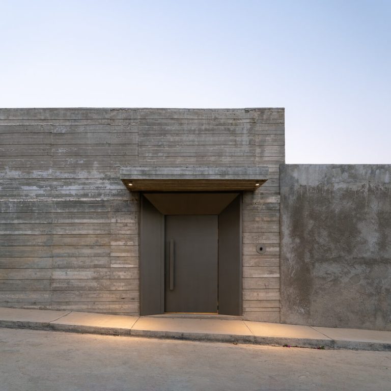 Casa Cielo: Interpretación contemporánea de la arquitectura oaxaqueña por NV/design architecture