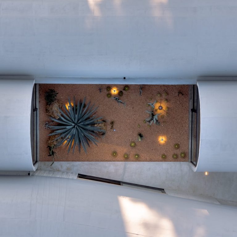 Casa Cielo: Interpretación contemporánea de la arquitectura oaxaqueña por NV/design architecture
