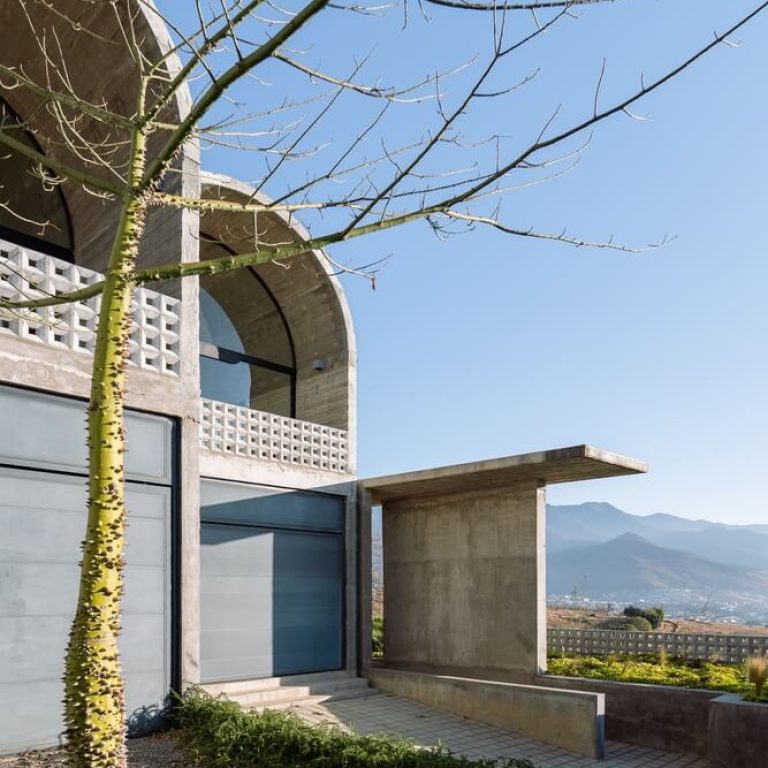 Casa Cielo: Interpretación contemporánea de la arquitectura oaxaqueña por NV/design architecture