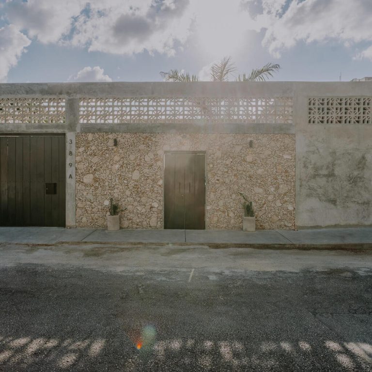 Casa Cisterna en Yucatán por González Estudio - Fotografía de Arquitectura - El Arqui MX