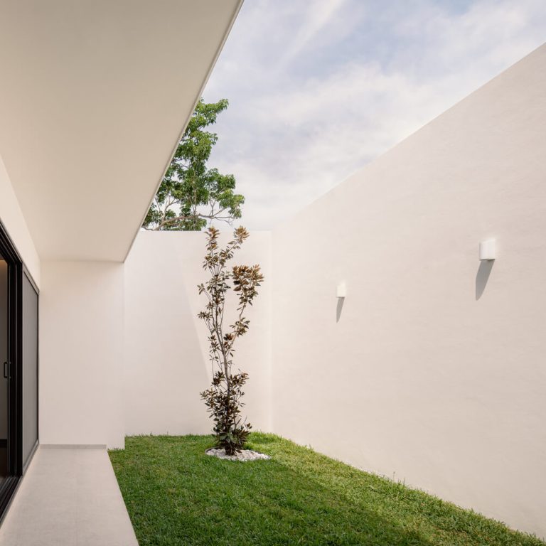 Casa Colibrí por ABR Arquitecura
