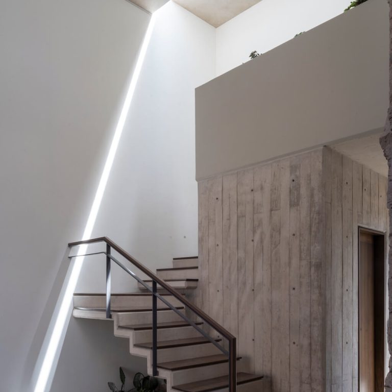 Casa Contreras en Zapopan por Bernardo Bross Arquitectura