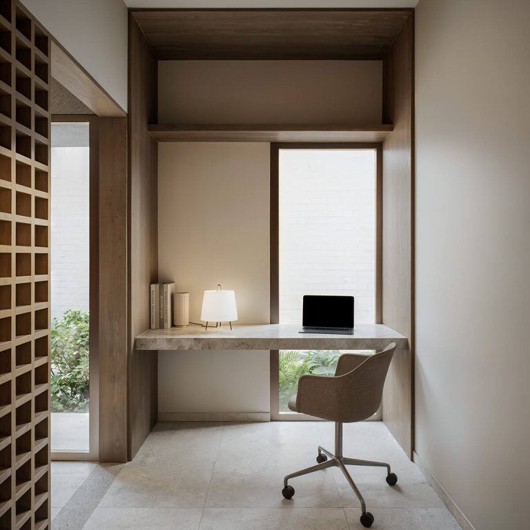 Casa Corregidora en Colima: Arquitectura Contemporánea por Taller DMS