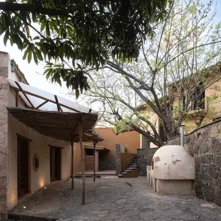 Casa Corsal en Michoacán por MCH Arquitecto Interiorista + Echeri Bio