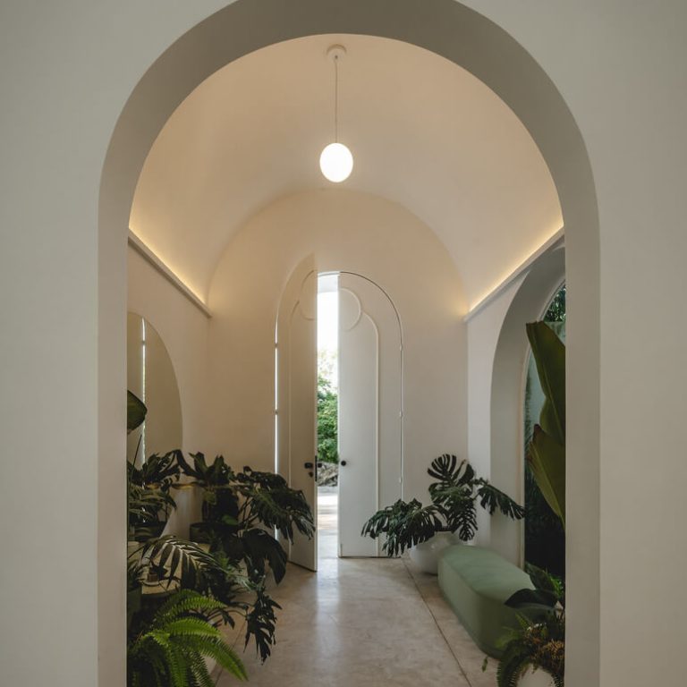 Casa Eclipse: Arquitectura surrealista y onírica en Mérida por Etea + Ghostframe