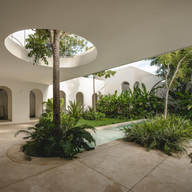 Casa Eclipse: Arquitectura surrealista y onírica en Mérida por Etea + Ghostframe