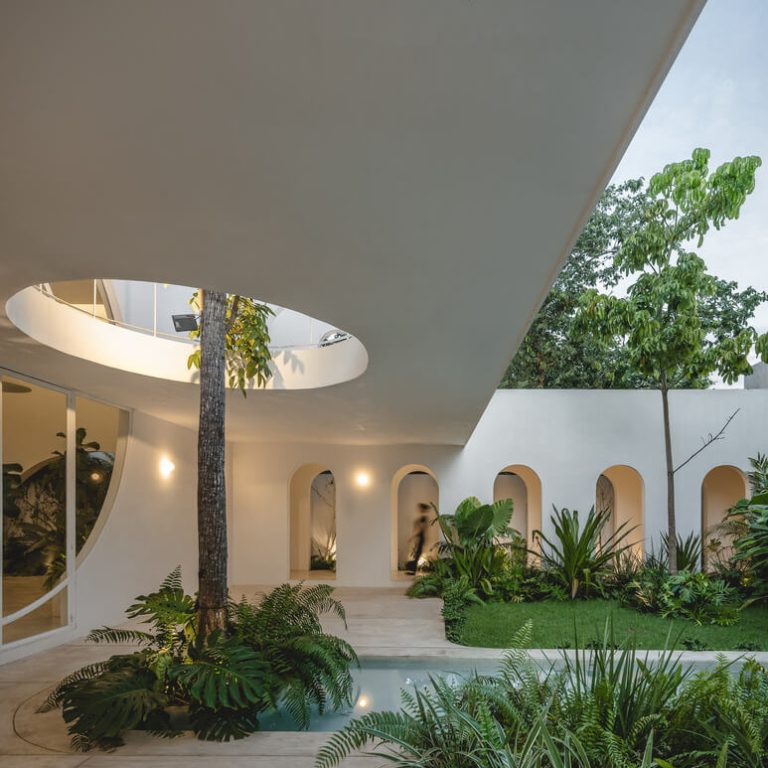 Casa Eclipse: Arquitectura surrealista y onírica en Mérida por Etea + Ghostframe