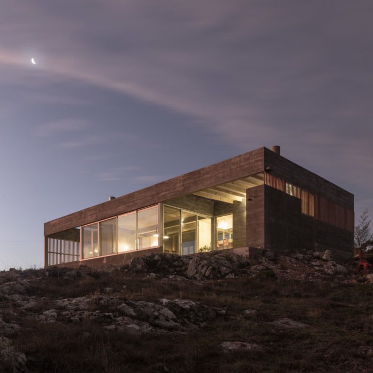 Casa Edén en Uruguay por TATÚ Arquitectura - Fotografía de Arquitectura - El Arqui MX