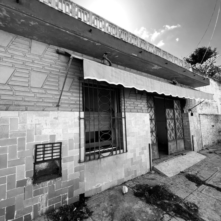 Estado original de la fachada de Casa Ermita C70