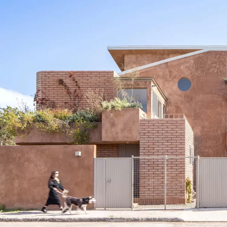 Casa Estudiantes en Baja California: Arquitectura Social por BRUTAL Taller de Arquitectura