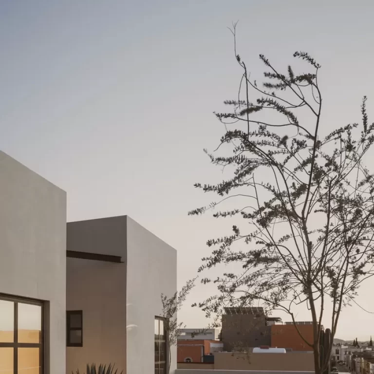 Casa Estudio en Chihuahua por VOID Studio