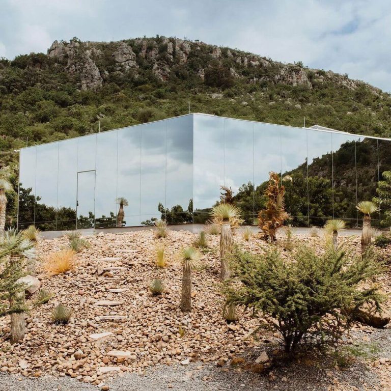 Casa Eterea en Guanajuato por Prashant Ashoka