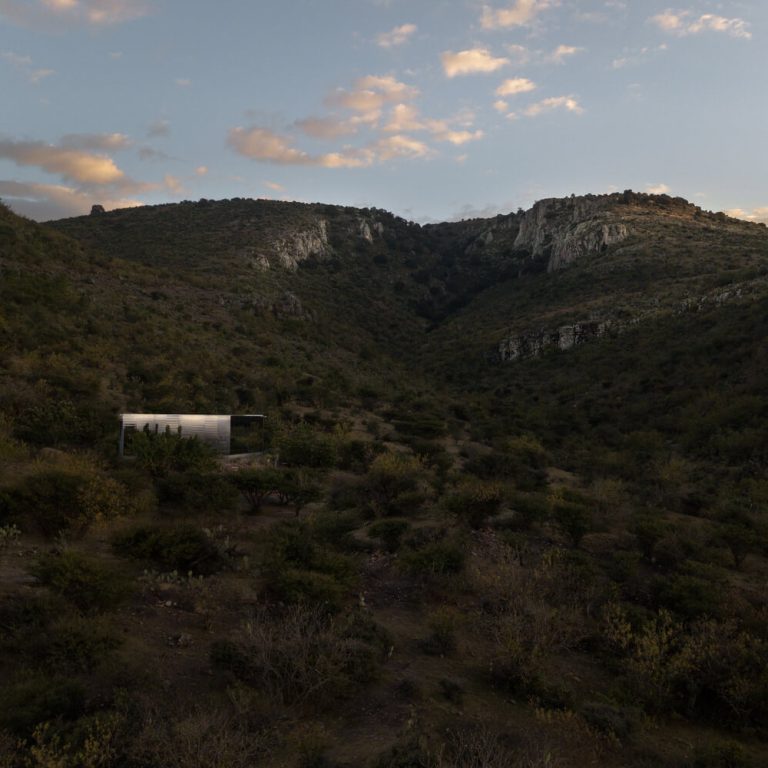 Casa Eterea en Guanajuato por Prashant Ashoka